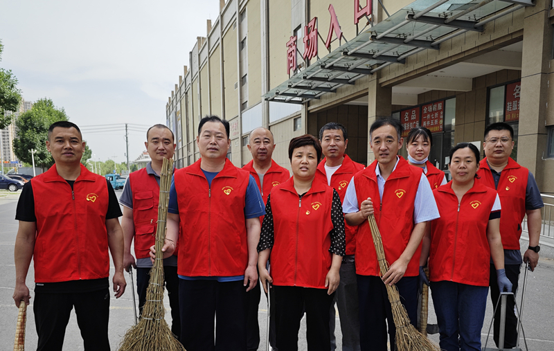 【新时代文明实践】| 助力国家卫生城市复审，区人民医院志愿者在行动！